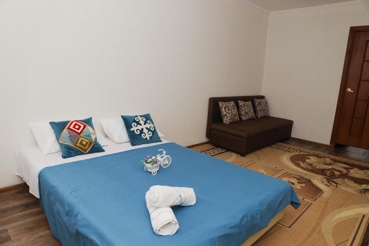 Reliablehouse 2-Х Комнатная Квартира В Центре Appartamento Almaty Esterno foto