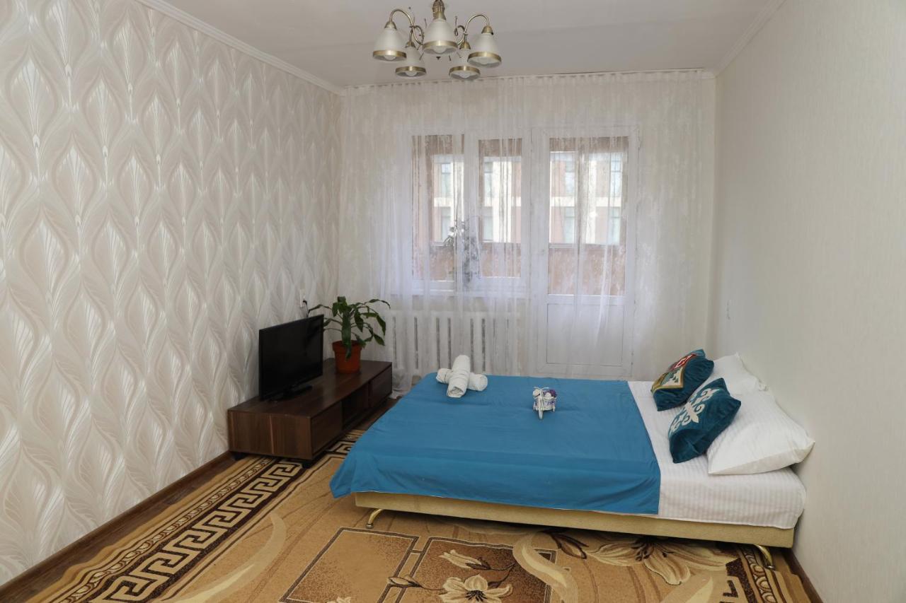 Reliablehouse 2-Х Комнатная Квартира В Центре Appartamento Almaty Esterno foto